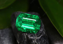 Kabul Sapphire Company Offers Any type of Emerald Stone